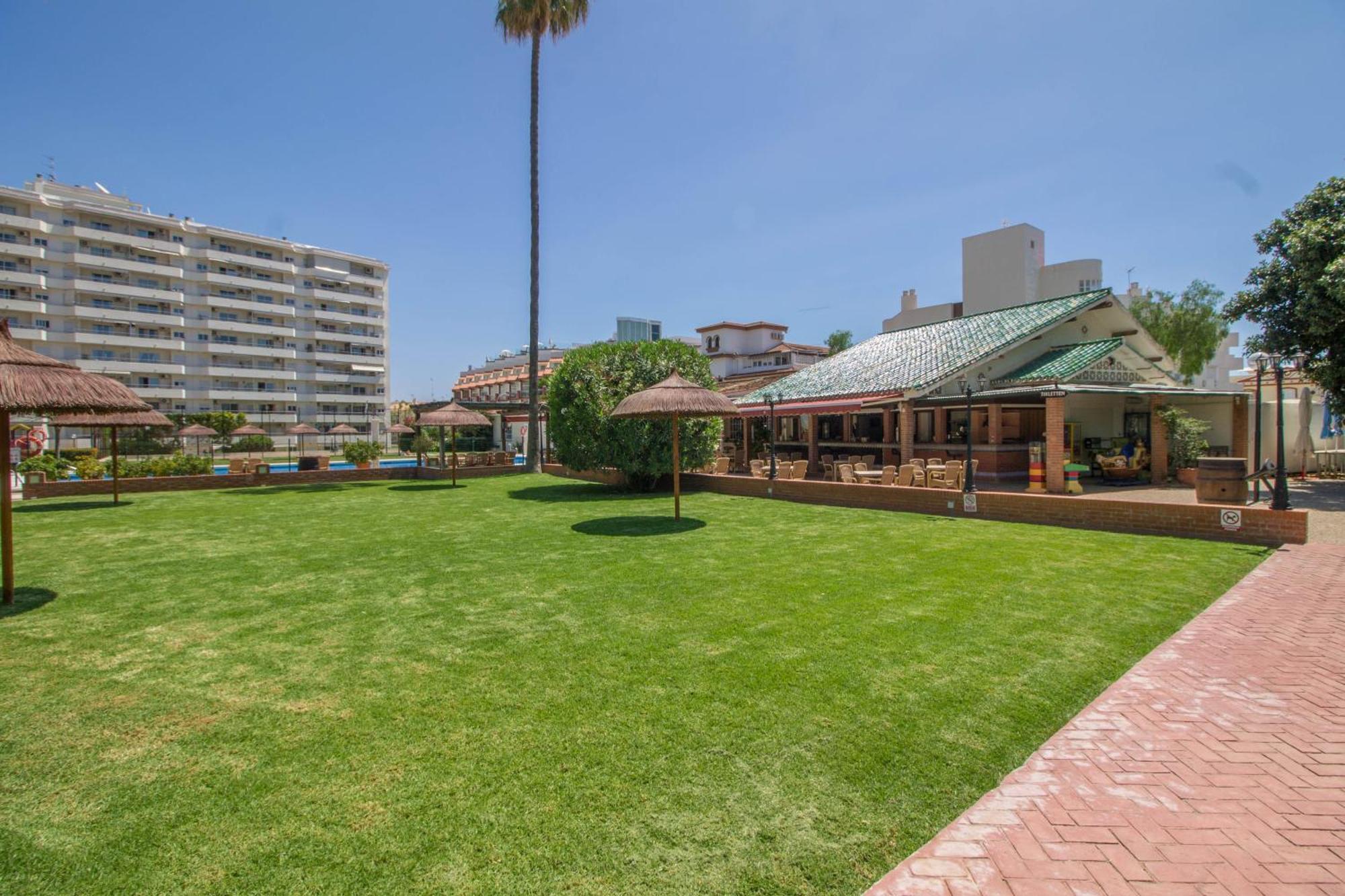 Carihuela Palace 418 By Ivi Real Estate Torremolinos Exteriör bild